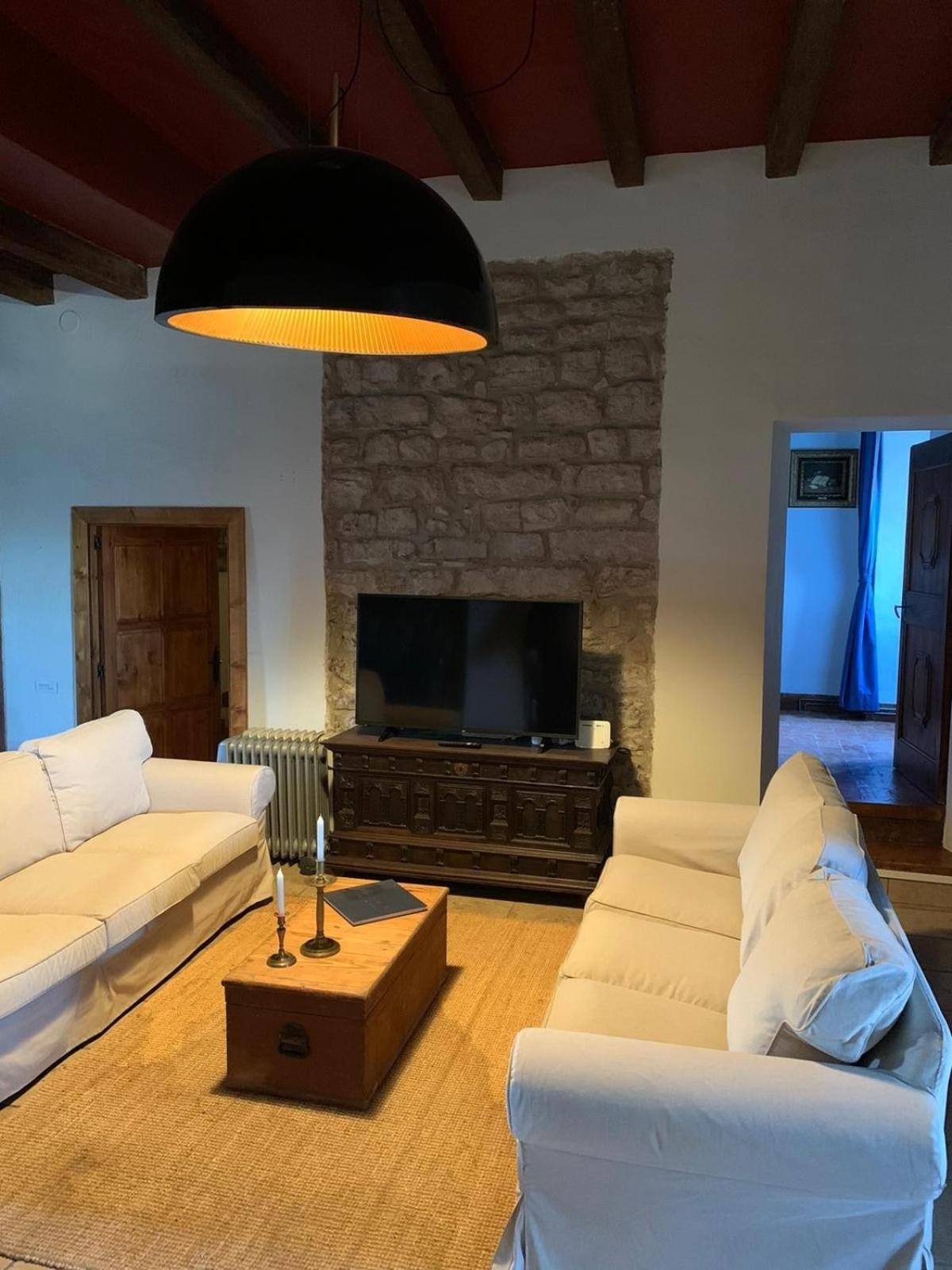 Masia Cal Millas - Turisme Rural Castellfullit de Riubregos Eksteriør billede